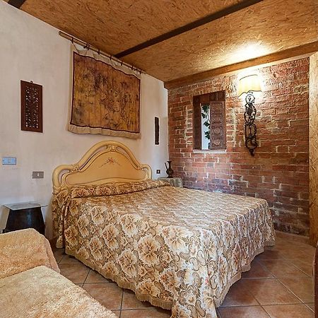 Appartamenti Alcantara E Damasco Abbadia di Montepulciano Cameră foto